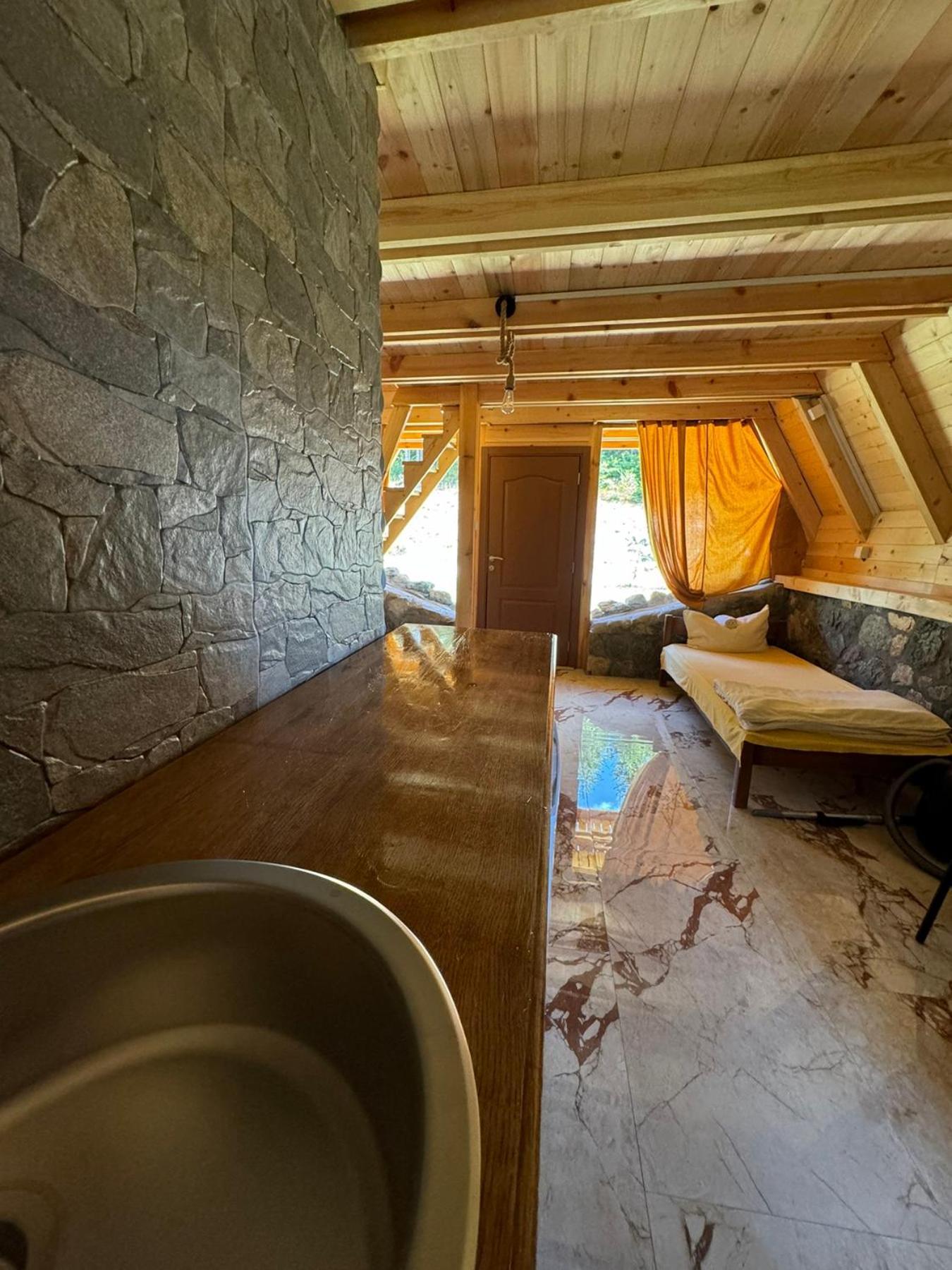 Gazela Bungalov 1 Мойковац Екстер'єр фото